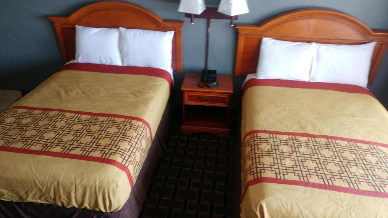 Happy Holiday Motel Myrtle Beach Esterno foto